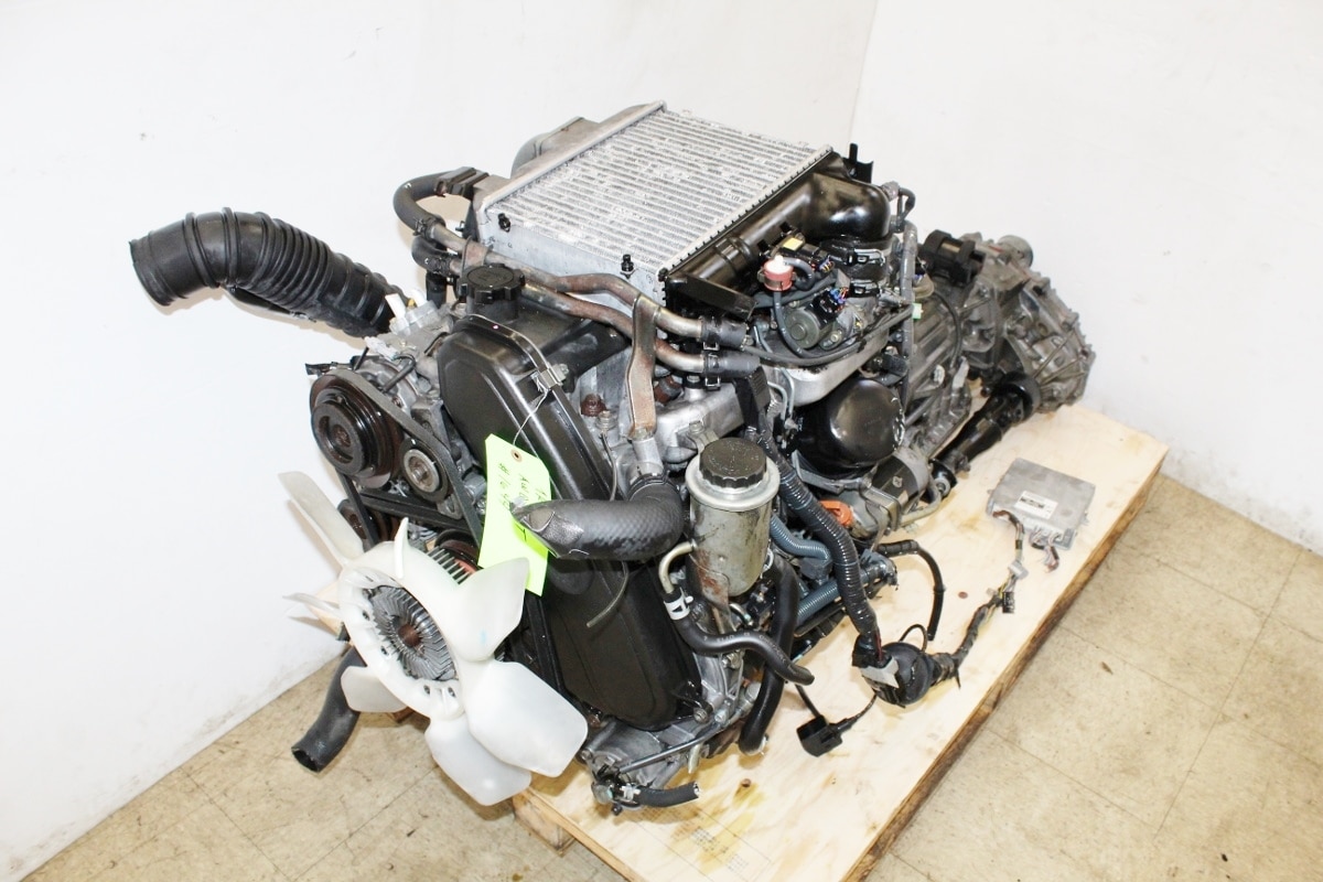 1VD-FTV 4.5L V8 D Engine