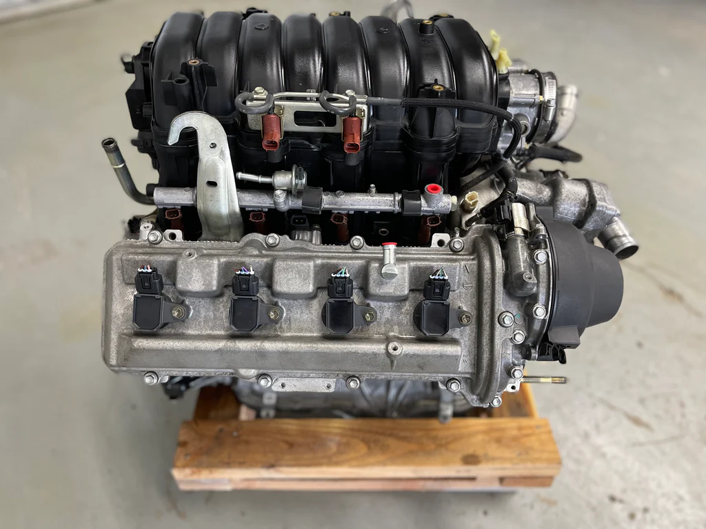 2UZ-FE 4.7L Engine